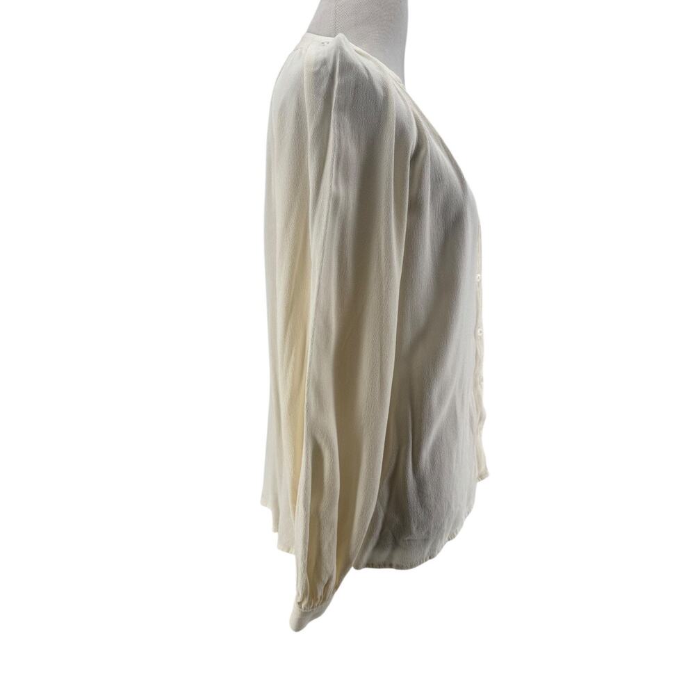 Old Navy Women's Cream Long Sleeve Drapey Blouse Size XS - Picture 2 of 6